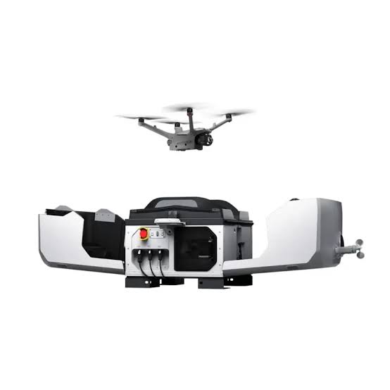 DJI Dock 3 con Matrice desplegado